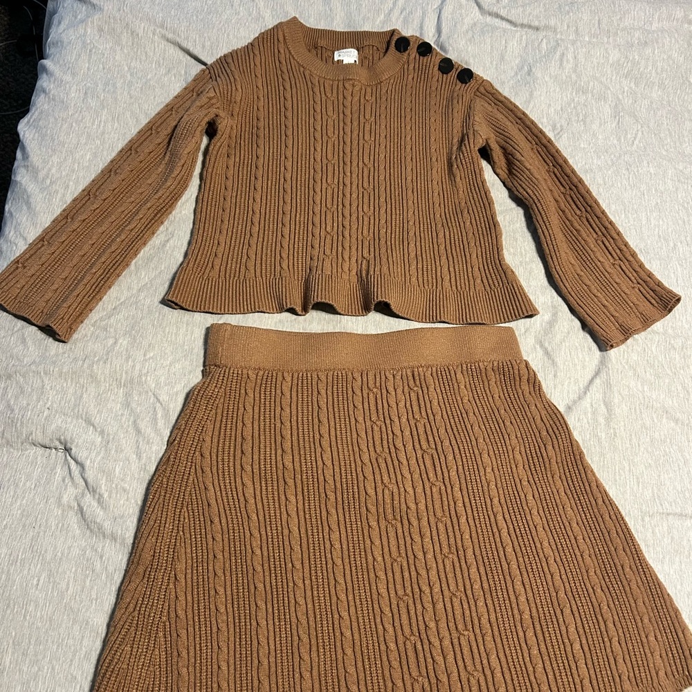 Market & Spruce Tan Cable Knit Sweater and Skirt Set